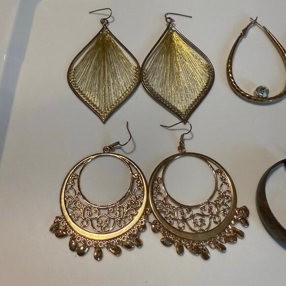 Lot of 5 Statement Dangle Earrings Mixes Styles All Wearable - Picture 2 of 3